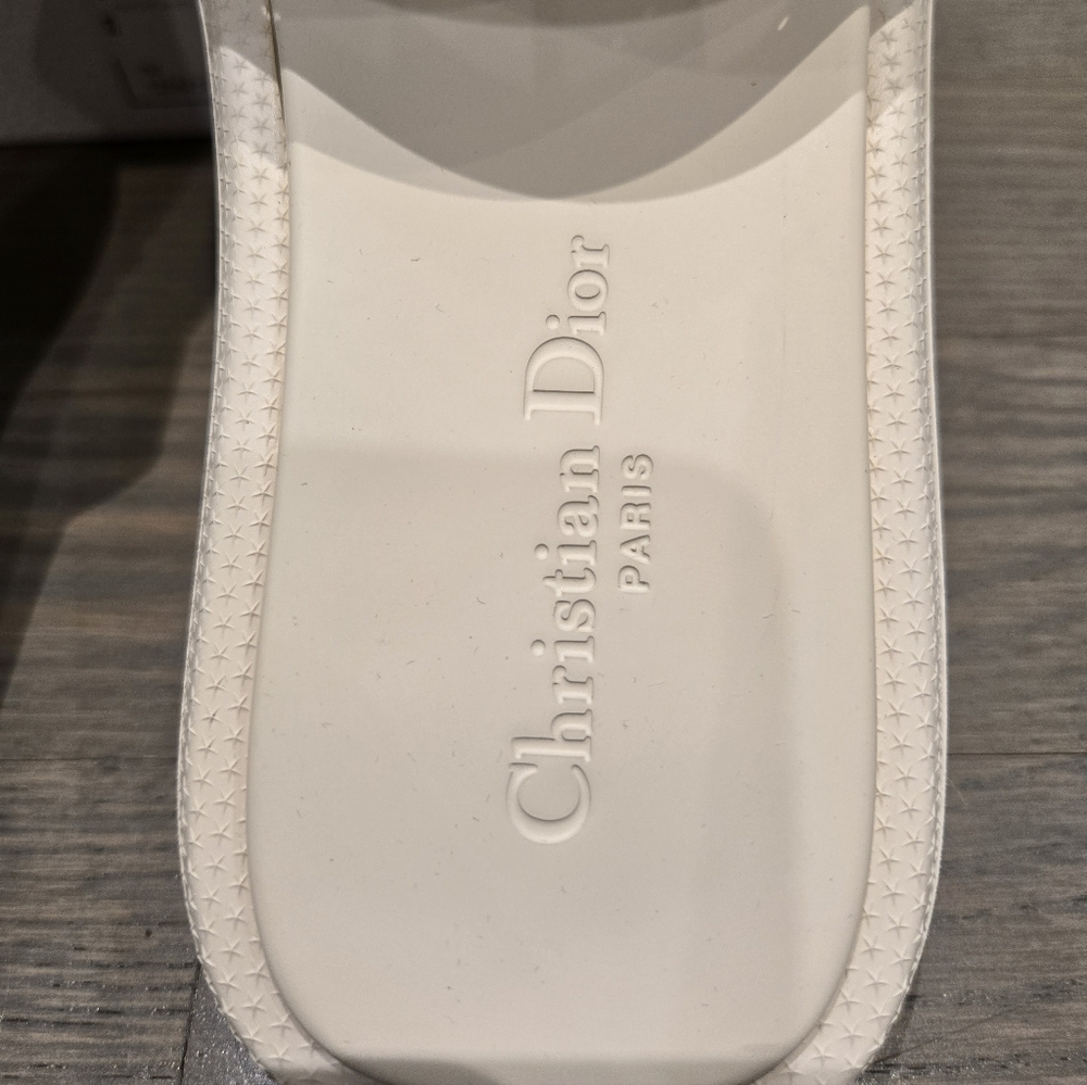 $720 Dior AUTHENTIC Rubber Dioriviera DClub Slide Sandals White EU 37 US 7 BNIB - Picture 9 of 11
